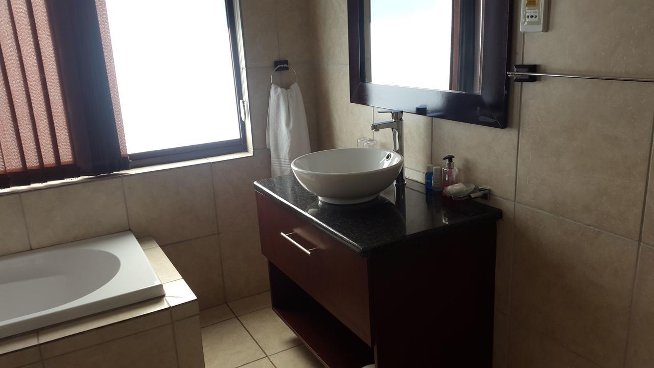 יוהנסבורג 47 On Preston Guesthouse מראה חיצוני תמונה