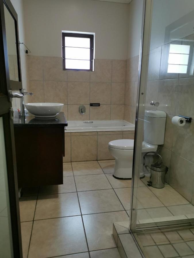 יוהנסבורג 47 On Preston Guesthouse מראה חיצוני תמונה